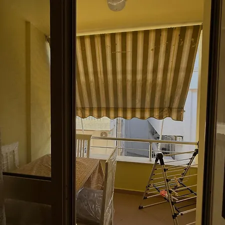 4 Persons-golem アパート Polisi i Vogel