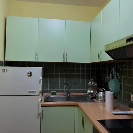 アパート 4 Persons-golem